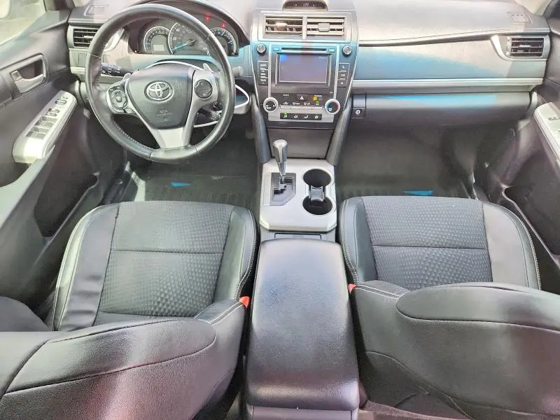 2012 TOYOTA CAMRY SE  