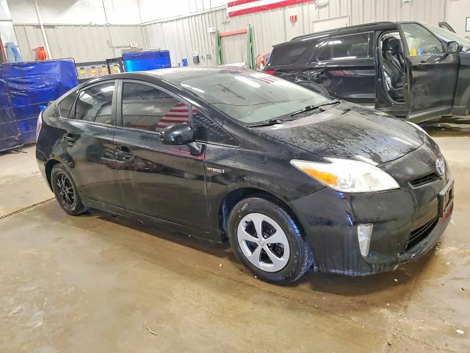 2014 TOYOTA PRIUS THREE  