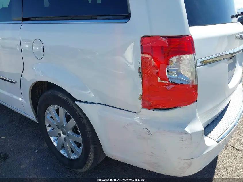 2015 CHRYSLER TOWN & COUNTRY TOURING