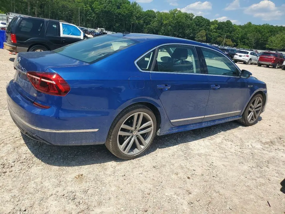 2017 VOLKSWAGEN PASSAT R-LINE  