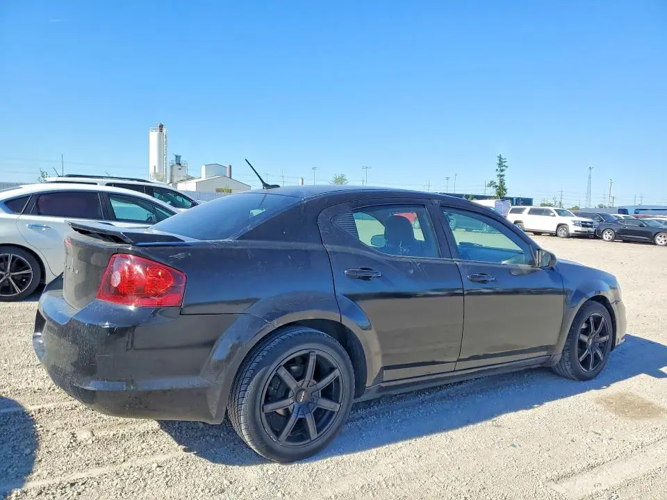 2014 DODGE AVENGER SE  