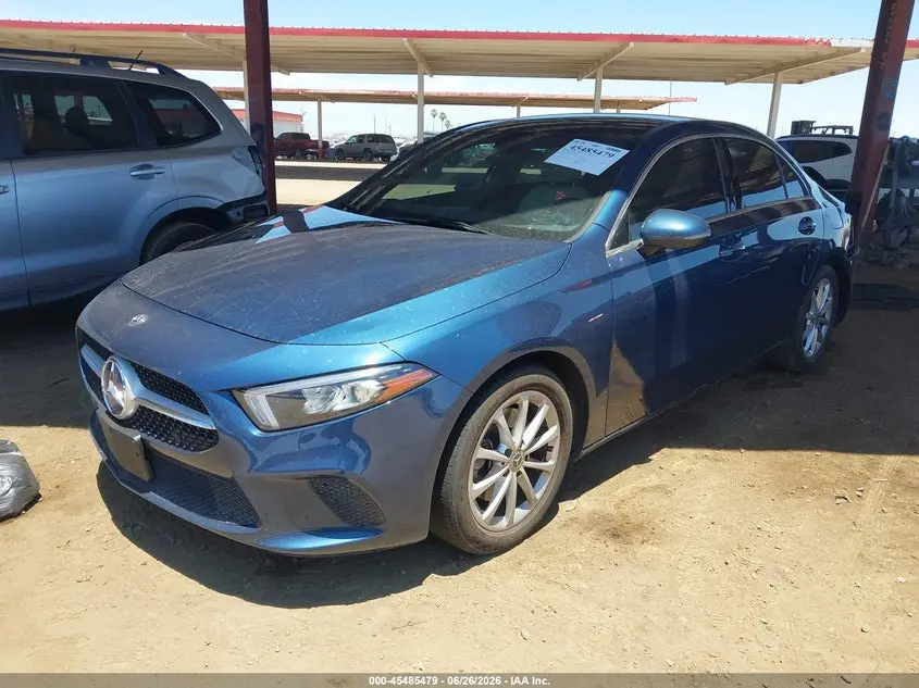 2019 MERCEDES-BENZ A 220  
