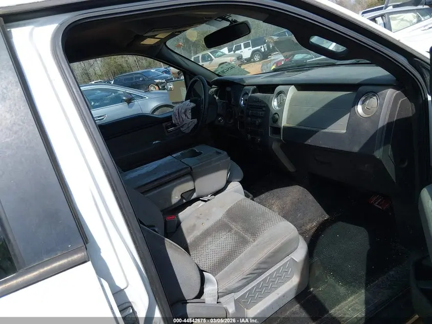 2011 FORD F-150 XLT