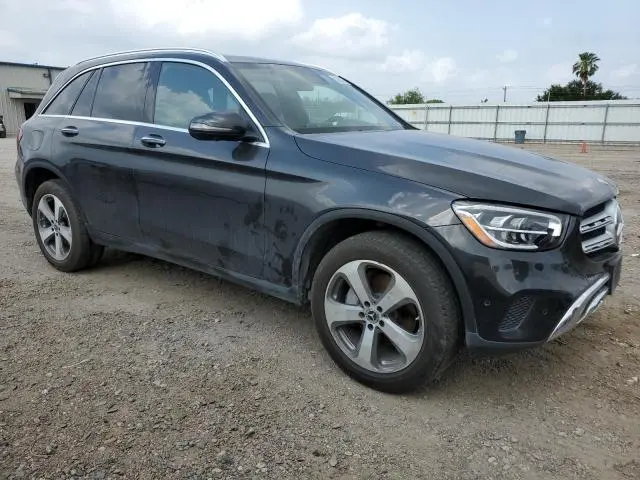 2022 MERCEDES-BENZ GLC 300  