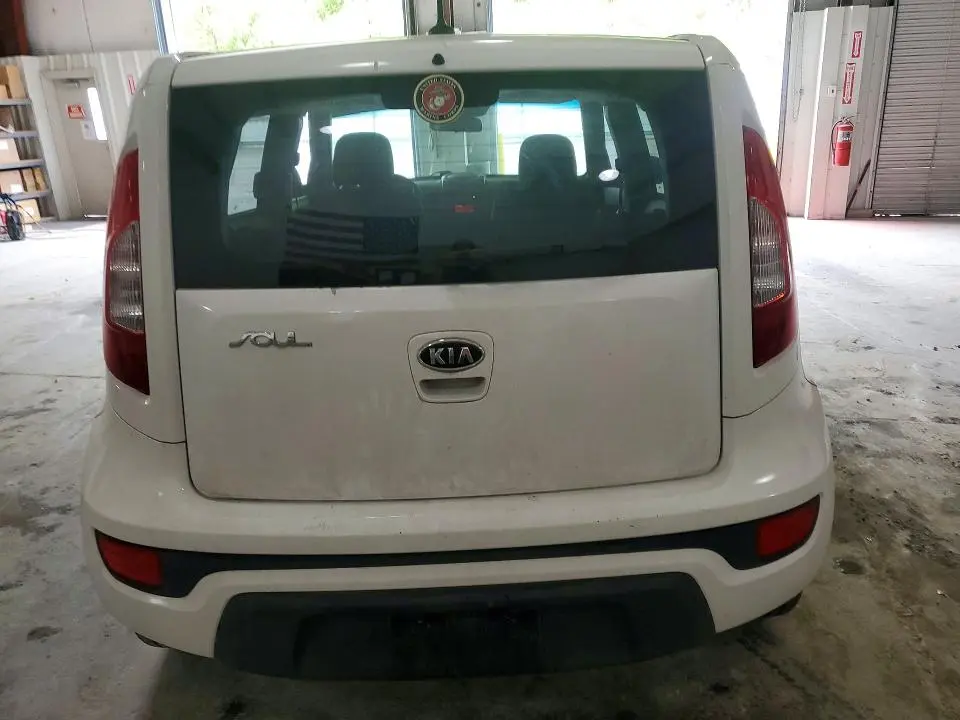 2012 KIA SOUL +  