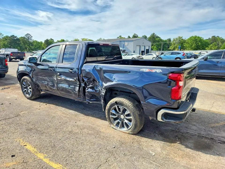 2023 CHEVROLET SILVERADO K1500 LT  