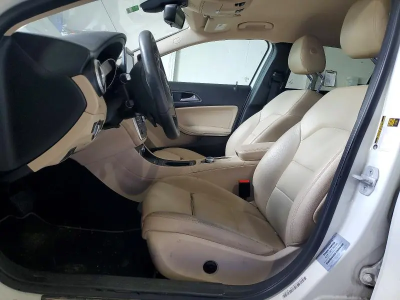 2017 MERCEDES-BENZ GLA 250  