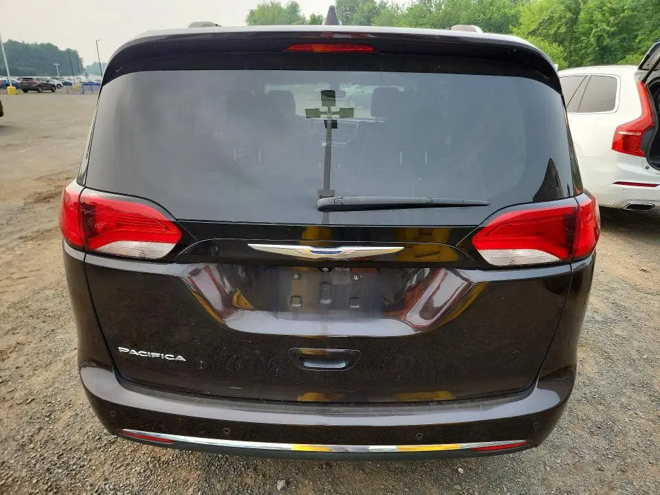 2018 CHRYSLER PACIFICA TOURING L  