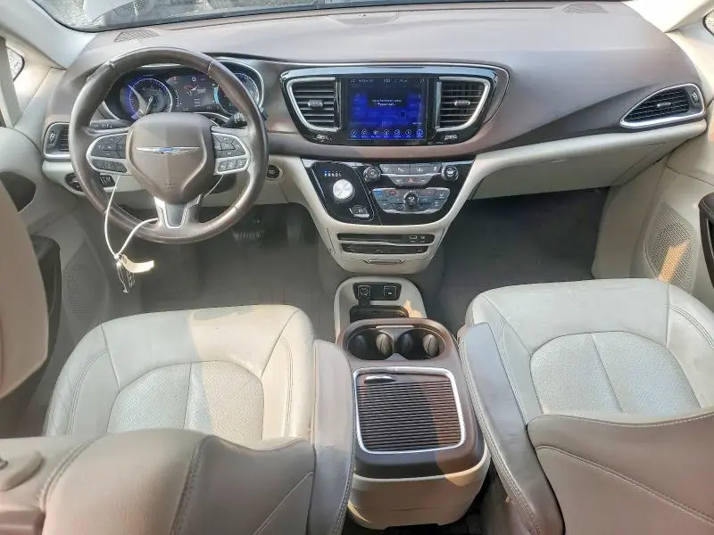 2017 CHRYSLER PACIFICA TOURING L PLUS  