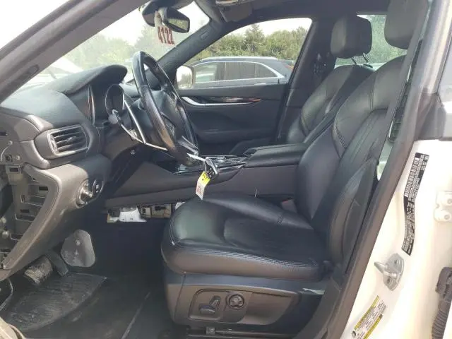 2020 MASERATI LEVANTE S  