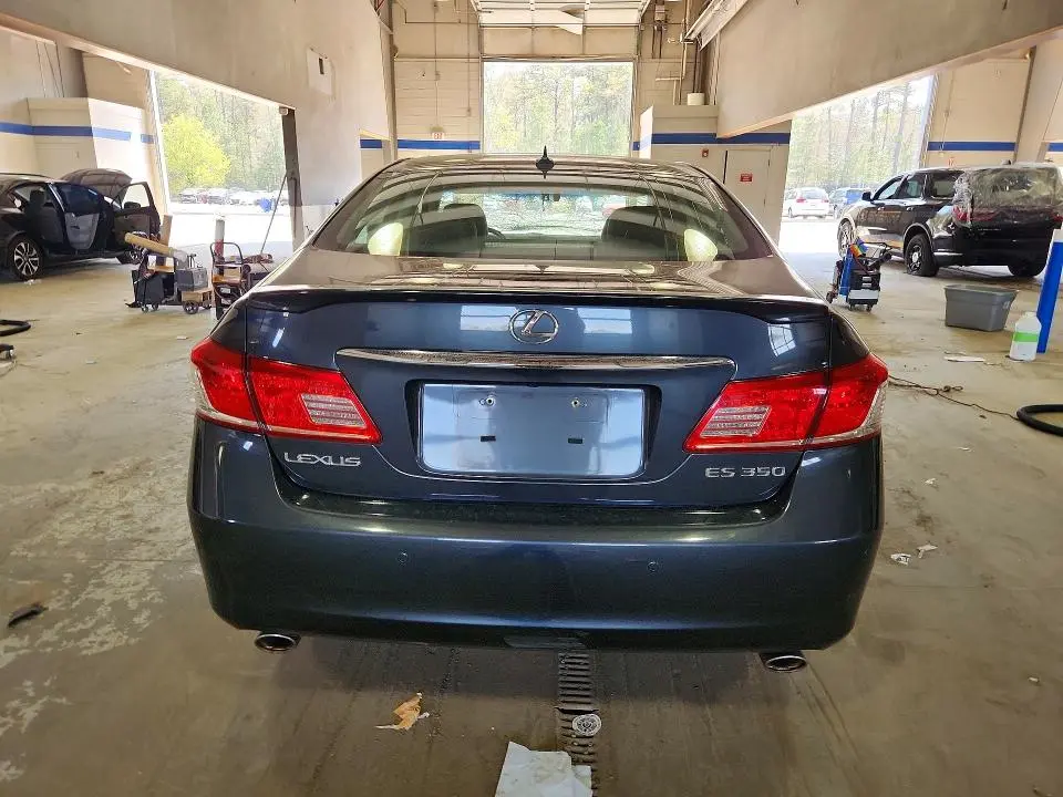 2010 LEXUS ES 350 BASE  