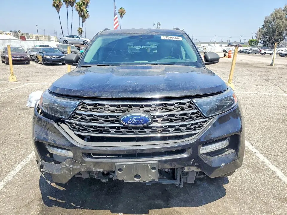2022 FORD EXPLORER XLT  