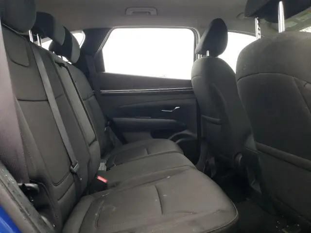 2022 HYUNDAI TUCSON SE