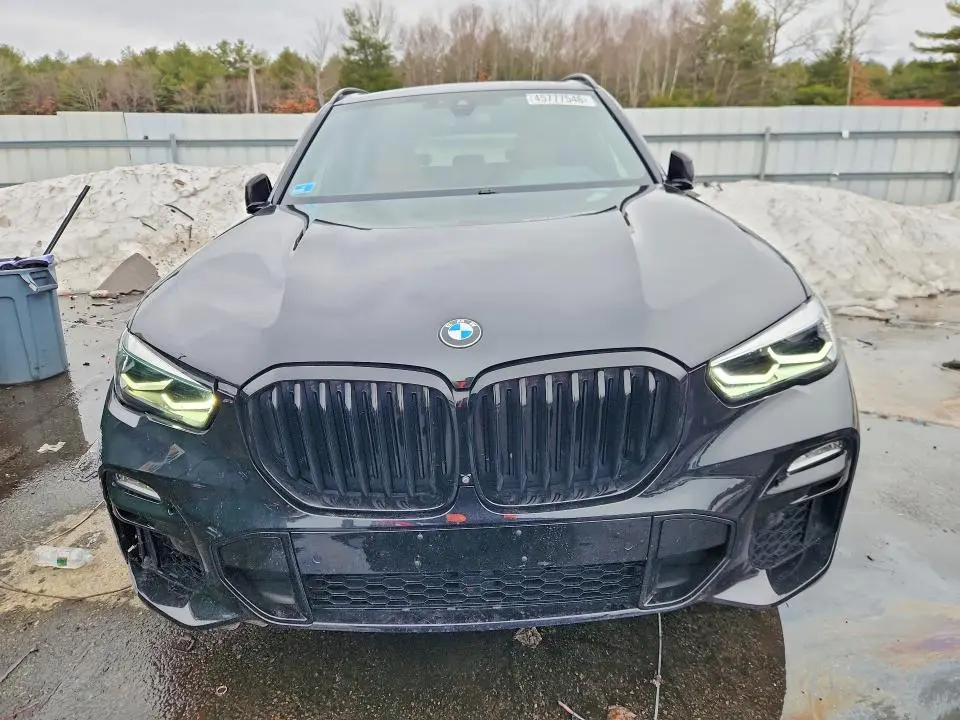 2021 BMW X5   