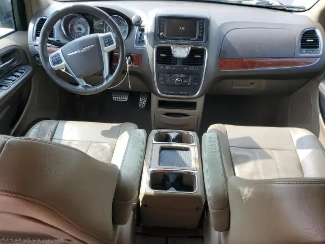 2013 CHRYSLER TOWN & COUNTRY TOURING  