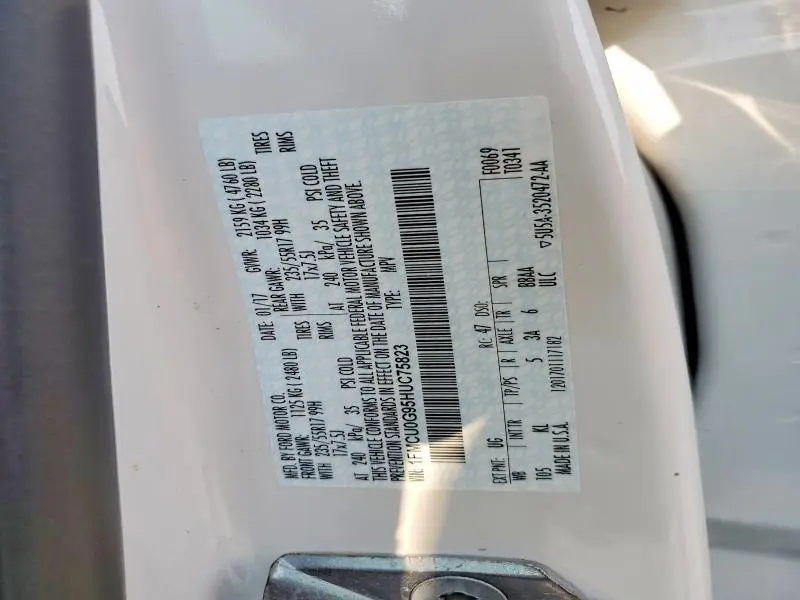 2017 FORD ESCAPE SE  