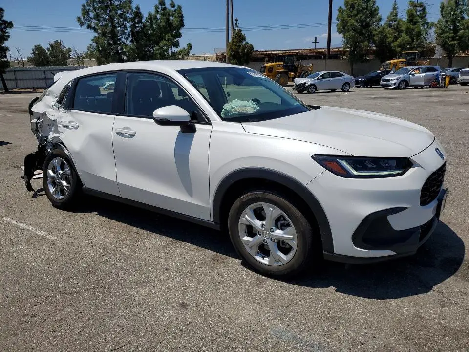 2025 HONDA HR-V LX  