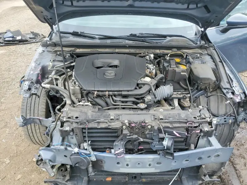2023 MAZDA 3 PREMIUM  