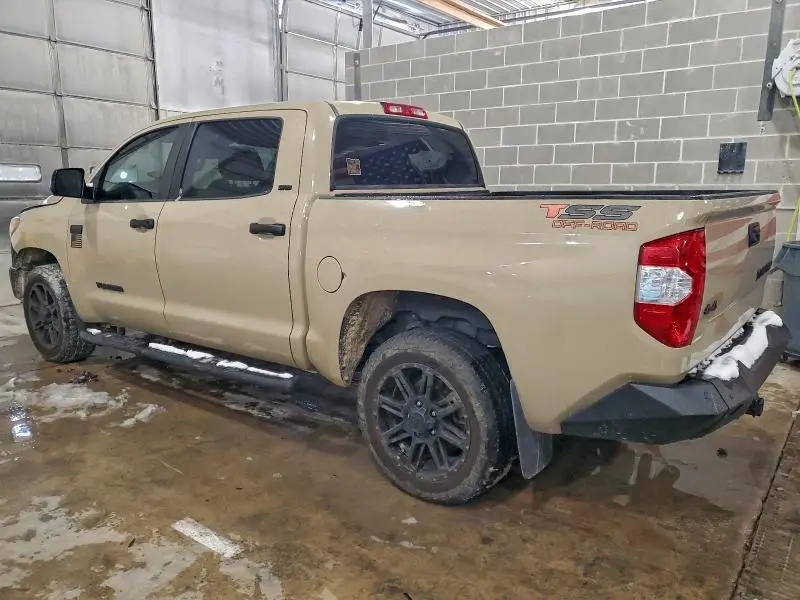 2019 TOYOTA TUNDRA CREWMAX SR5  