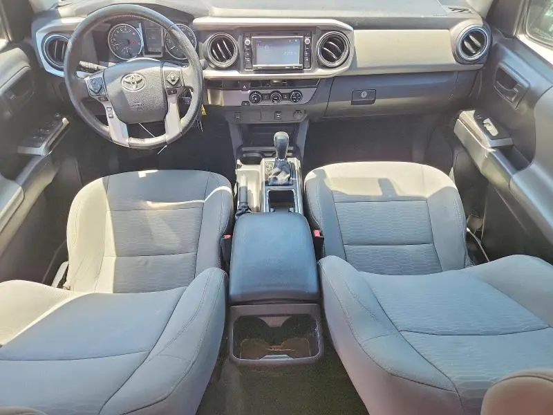 2017 TOYOTA TACOMA SR5 V6  