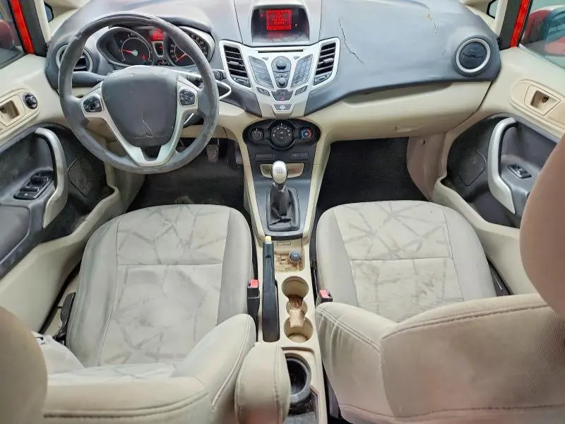 2013 FORD FIESTA SE  