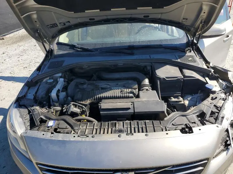 2014 VOLVO S60 T5  