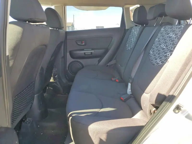 2011 KIA SOUL +  