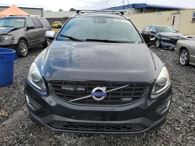 2015 VOLVO XC60 T6 R-DESIGN PLATINUM  