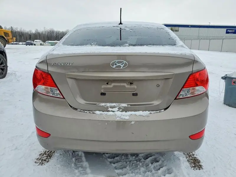 2012 HYUNDAI ACCENT GLS  