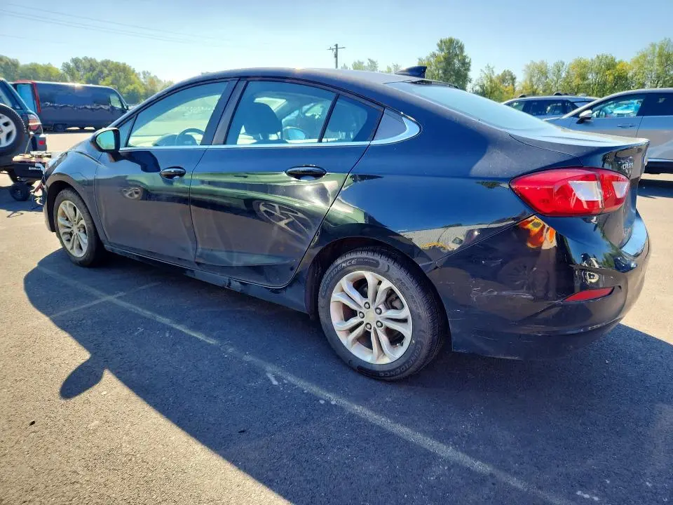2019 CHEVROLET CRUZE LT  