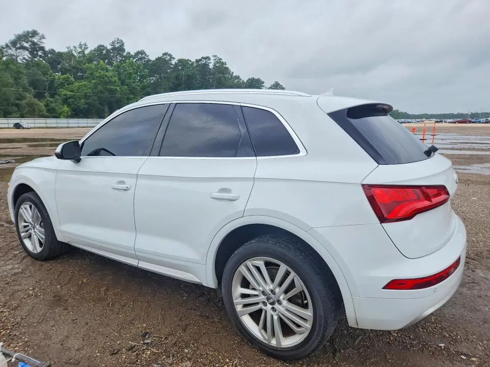 2020 AUDI Q5 PREMIUM PLUS  