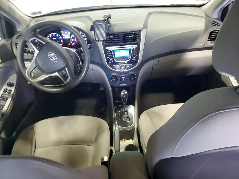 2013 HYUNDAI ACCENT GLS  