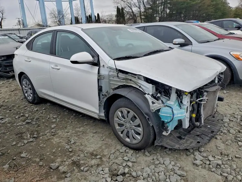 2022 HYUNDAI ACCENT SE  