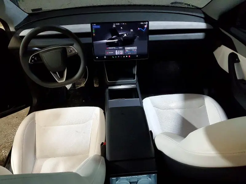 2026 TESLA MODEL Y   