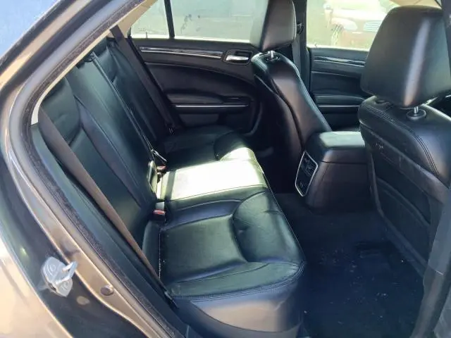 2015 CHRYSLER 300 LIMITED  