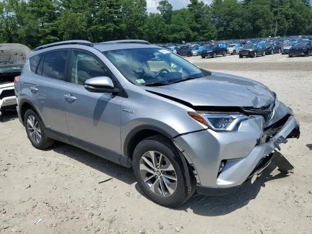 2018 TOYOTA RAV4 HV LE  
