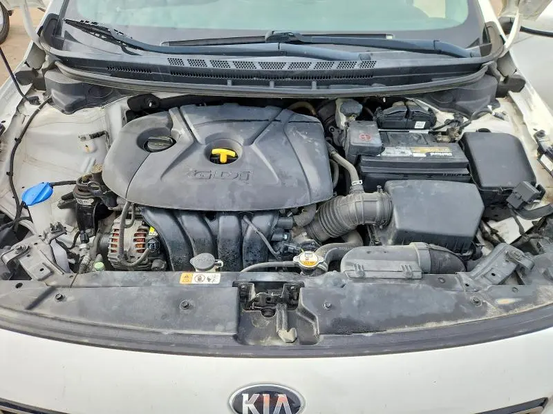 2017 KIA FORTE LX  