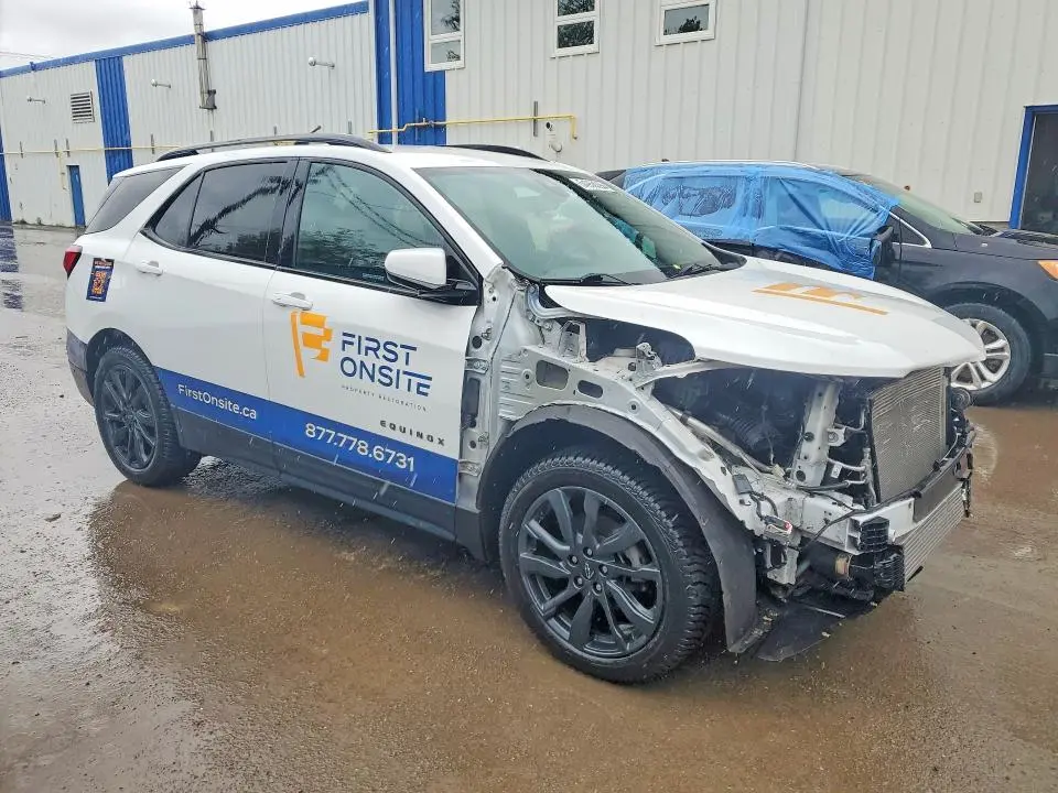 2022 CHEVROLET EQUINOX RS  