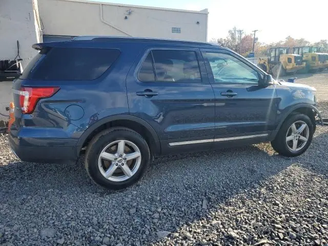 2017 FORD EXPLORER XLT  