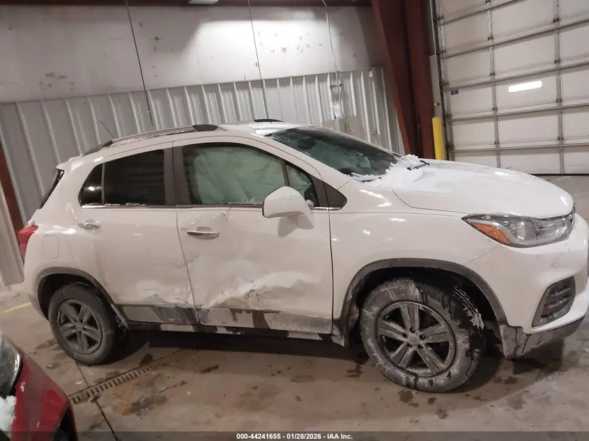 2020 CHEVROLET TRAX AWD LT
