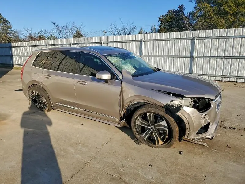 2024 VOLVO XC90 ULTIMATE  