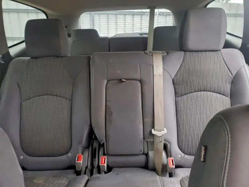 2015 CHEVROLET TRAVERSE LS  