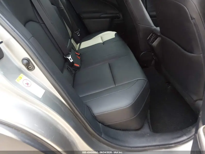 2019 LEXUS UX 200  