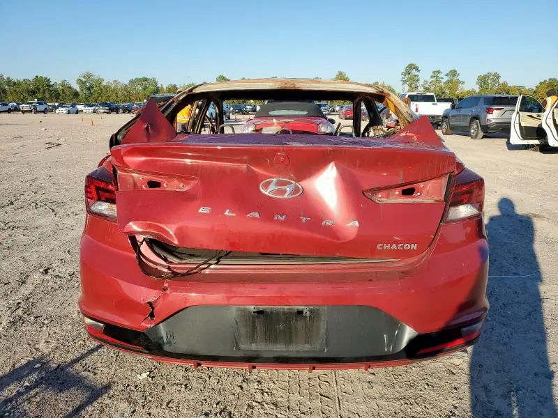 2020 HYUNDAI ELANTRA SEL  
