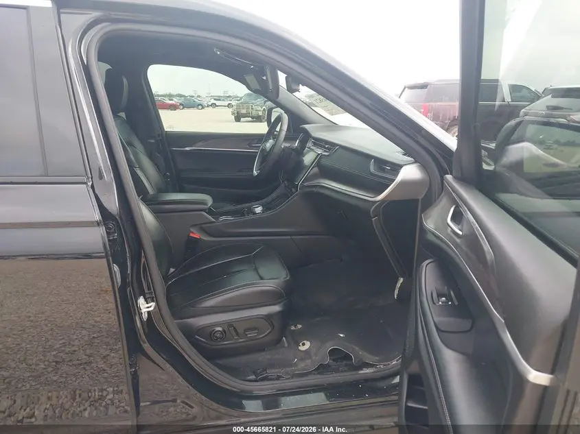 2024 JEEP GRAND CHEROKEE L LIMITED 4X2