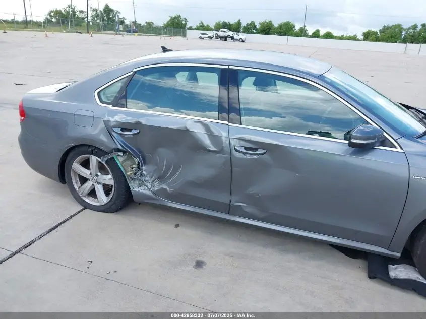 2015 VOLKSWAGEN PASSAT 1.8T LIMITED EDITION