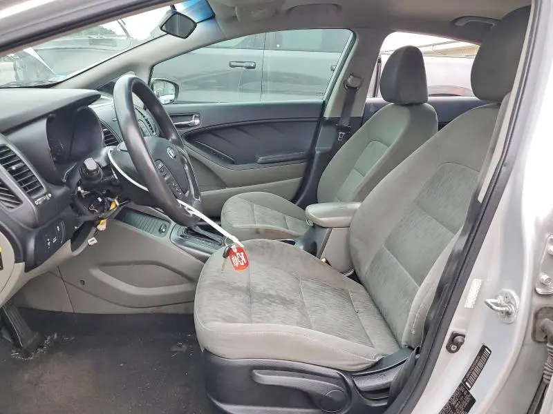 2015 KIA FORTE LX  