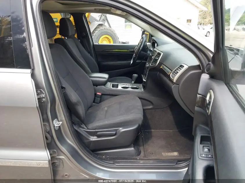 2013 JEEP GRAND CHEROKEE LAREDO