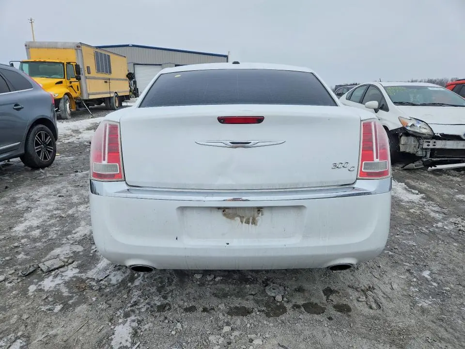 2014 CHRYSLER 300C   