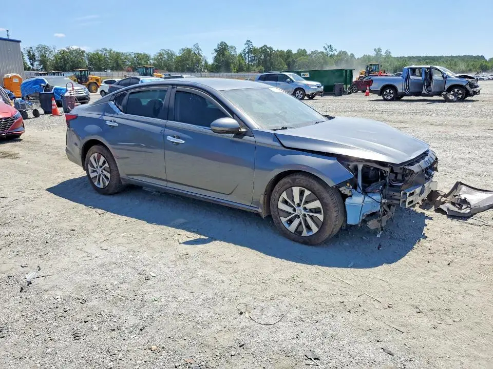 2020 NISSAN ALTIMA S  